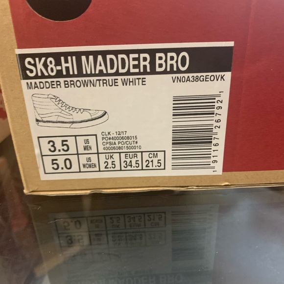 VANS - Picture 5 of 5